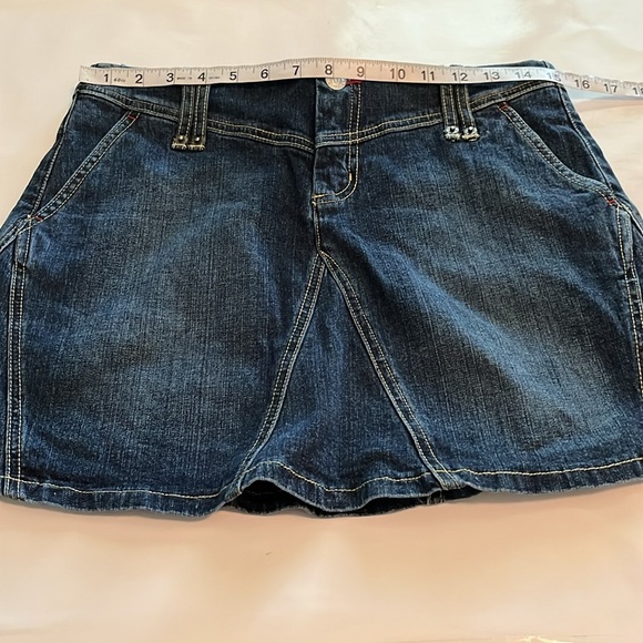 BCBG Maxazria Jeans Denim Skirt Size 4 - Picture 10 of 16